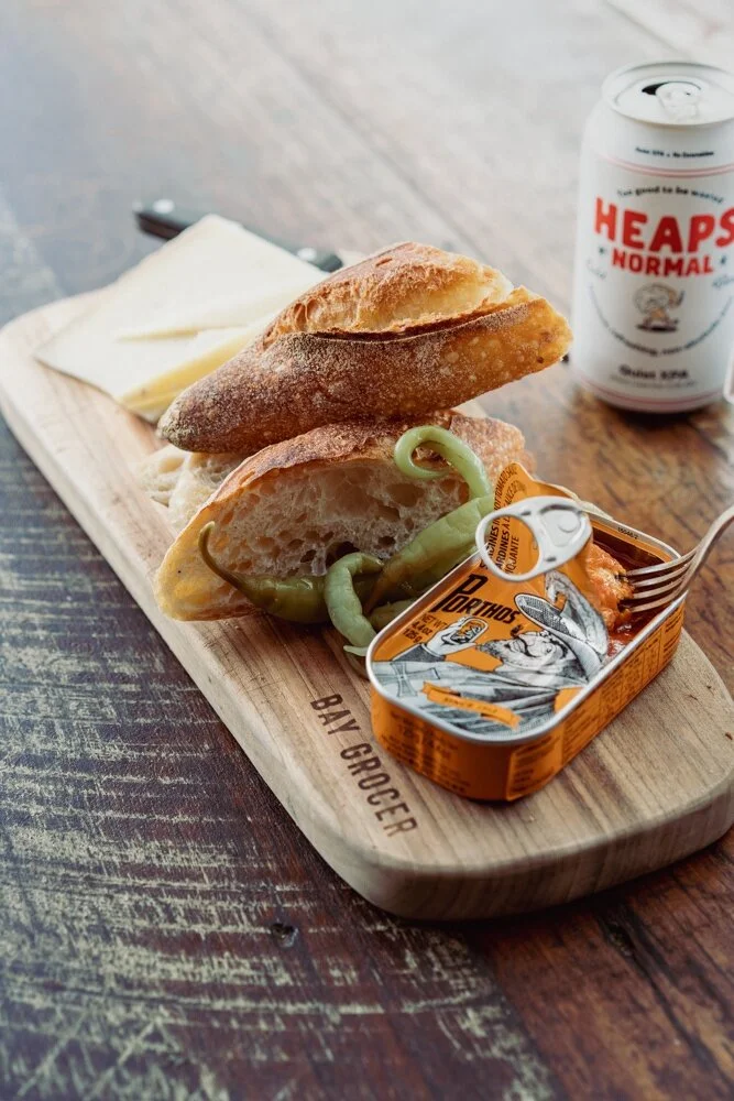 Picnic baskets & grocery boxes